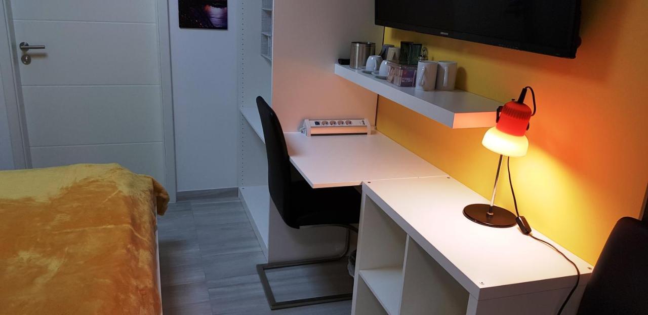 Klein Und Fein Apartment Ерфщад Екстериор снимка