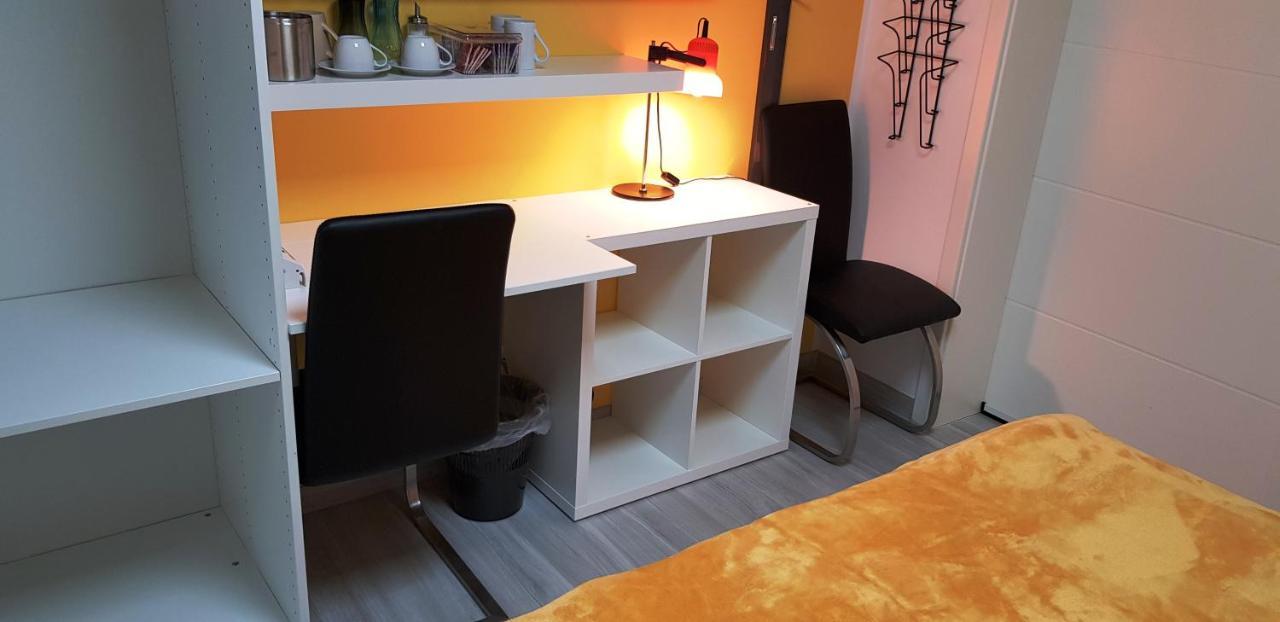 Klein Und Fein Apartment Ерфщад Екстериор снимка