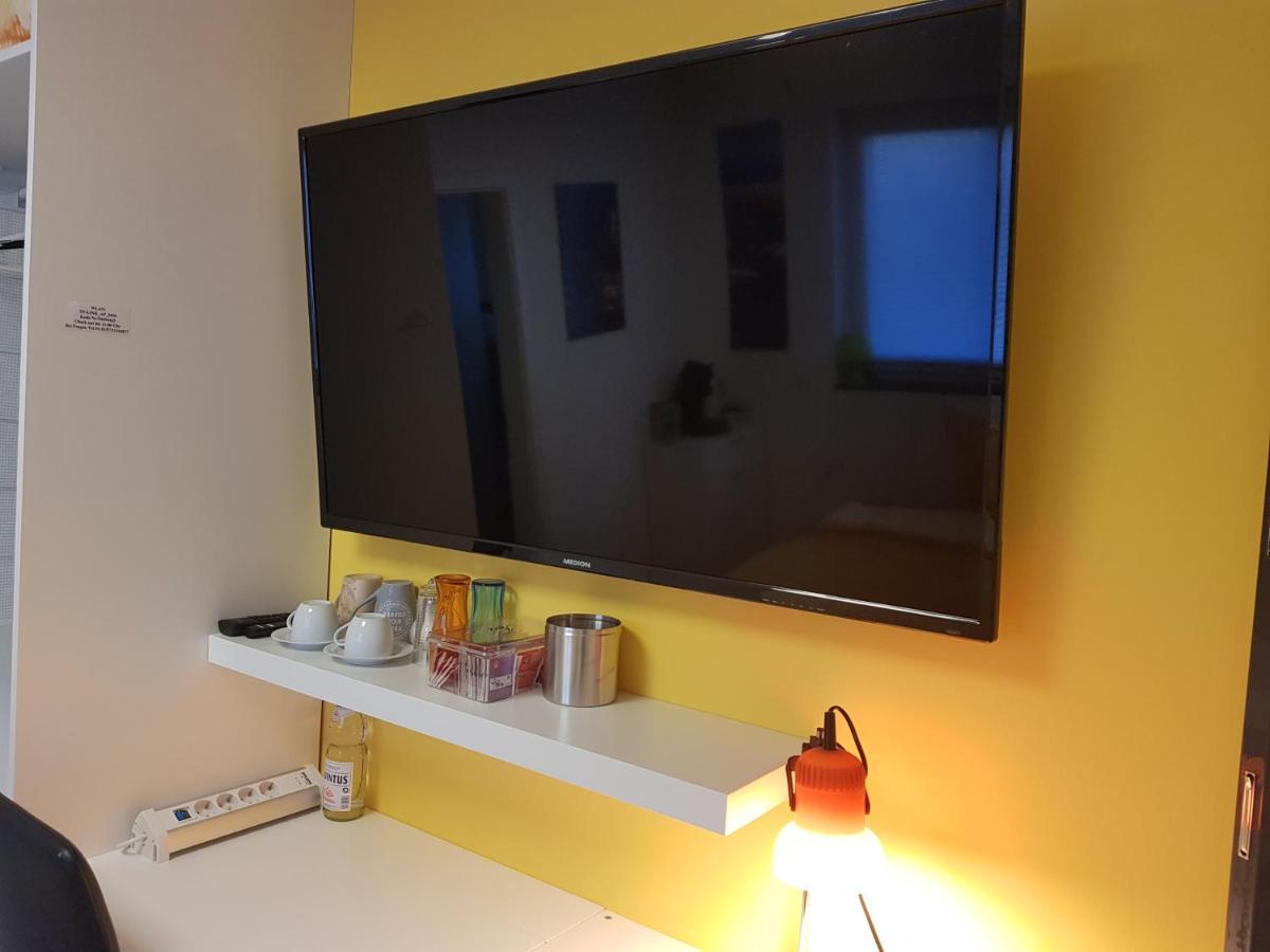 Klein Und Fein Apartment Ерфщад Екстериор снимка